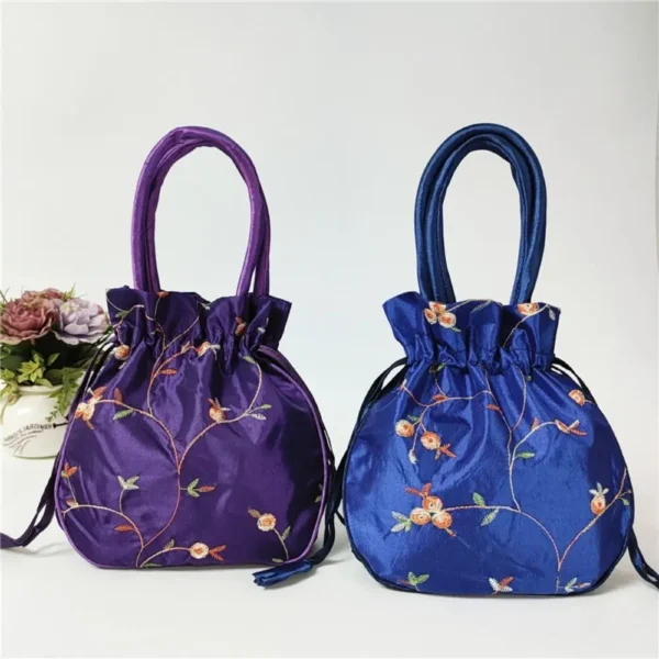 Elegant Ethnic Style Cosmetic Handbag Women Flower Handbags Embroidered Flower Small Bucket Bag National Style Purse Jewelry Bag - Image 2