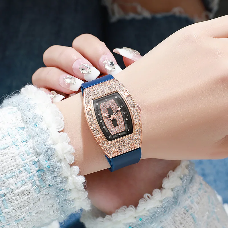 Blue rosy