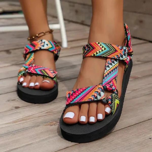 Summer Flat Women's Shoes, Beach Sandals Outdoor All-match Casual Slippers Large Size Women Sandals - Image 2