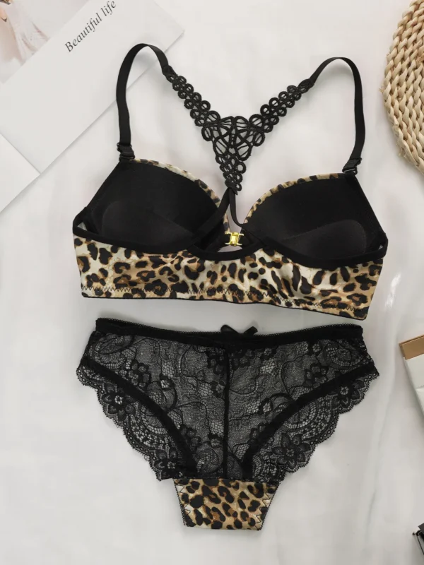 Ladies' New Leopard Print Sexy And Comfortable Front Bbutton Beautiful Back Underwear Lace Triangle Underwear Set A3159 - Image 2