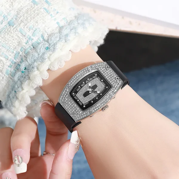 Women Fashion Crystal Tonneau Watches For Woman Silicone Jelly Quartz Watch Students Gifts Reloj Mujer Ladies Wrist Watches - Image 3