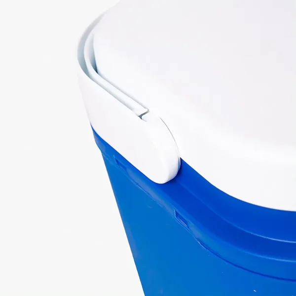 Portable Thermal Cooler, ideal for outdoor activities, made of durable polypropylene (PP) with capacities of 10, 18, 24, and 30 liters for camping, beach, or picnics. Perfect beach fridge for keeping your items cool. - Image 5
