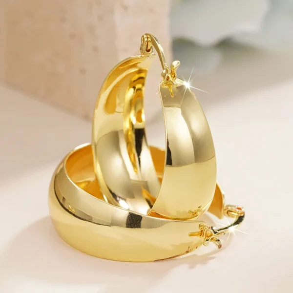 Huitan Luxury Gold Round Statement Earrings • Oversized Metal Circle Drop Earrings • Elegant Wedding Guest Jewelry - Image 4